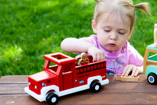 To the Rescue Magnetic Fire Truck
