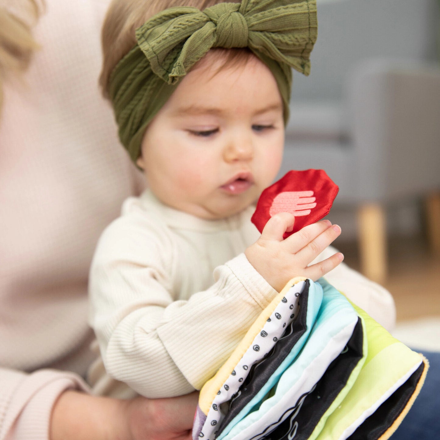 Lamaze Accordion Bus On-the-Go Playmat